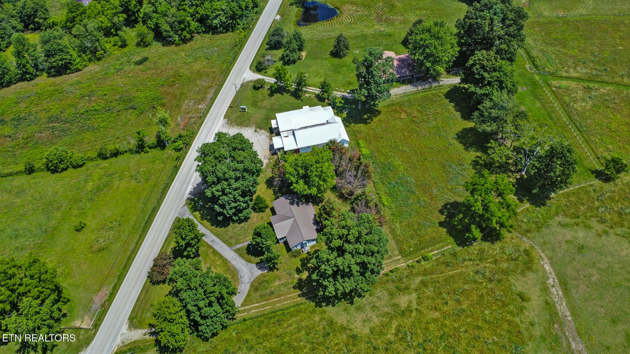1729 Roslin Road Jamestown, TN 38556 - Photo 48 of 49 an aerial view of house with yard