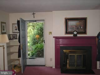 26 Green Valley Road Wallingford, PA 19086 - Photo 3 of 5