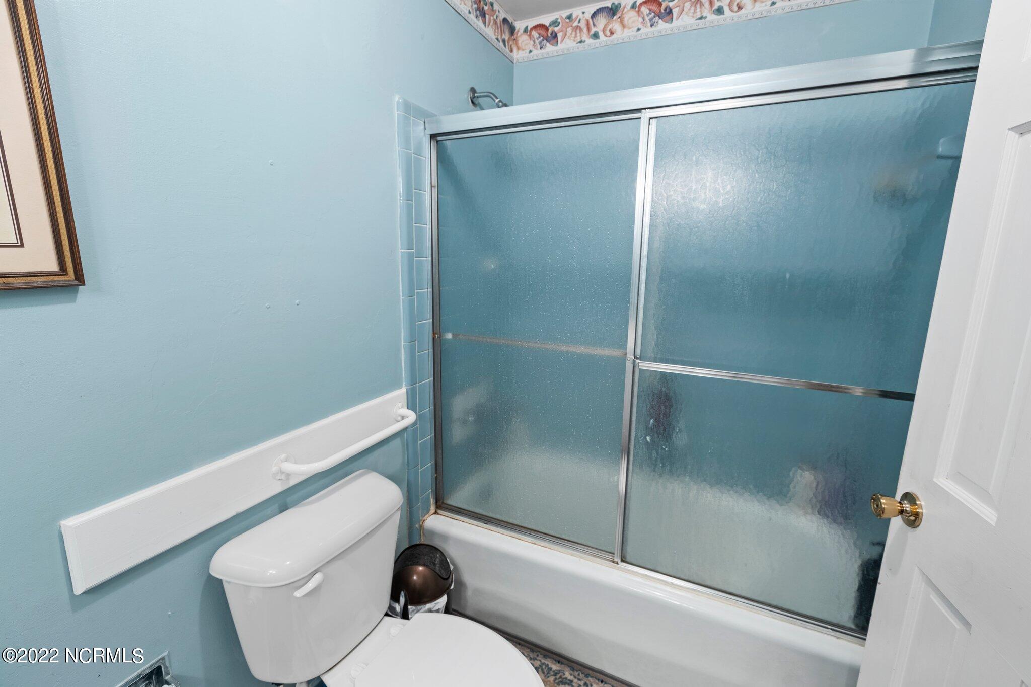 1307 Kimberly Road New Bern, NC 28562 - Photo 17 of 24 Bathroom 1