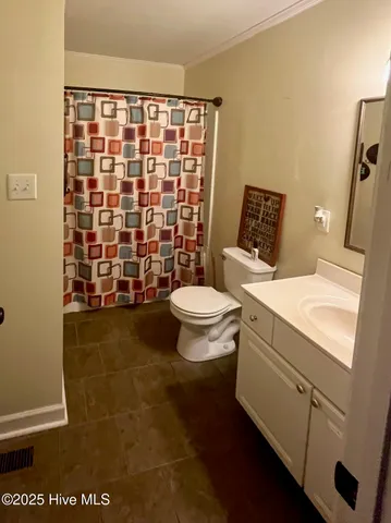 $319,000 | 183 Cottonwood Drive, Hertford, NC 27944