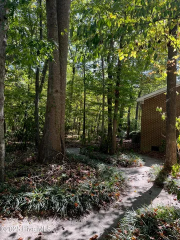 $319,000 | 183 Cottonwood Drive, Hertford, NC 27944