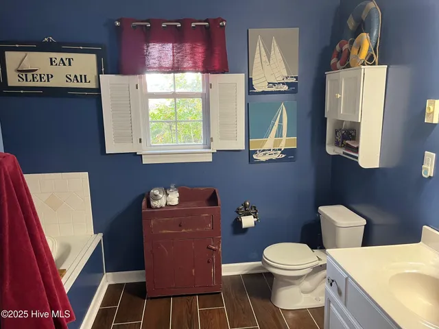 $319,000 | 183 Cottonwood Drive, Hertford, NC 27944