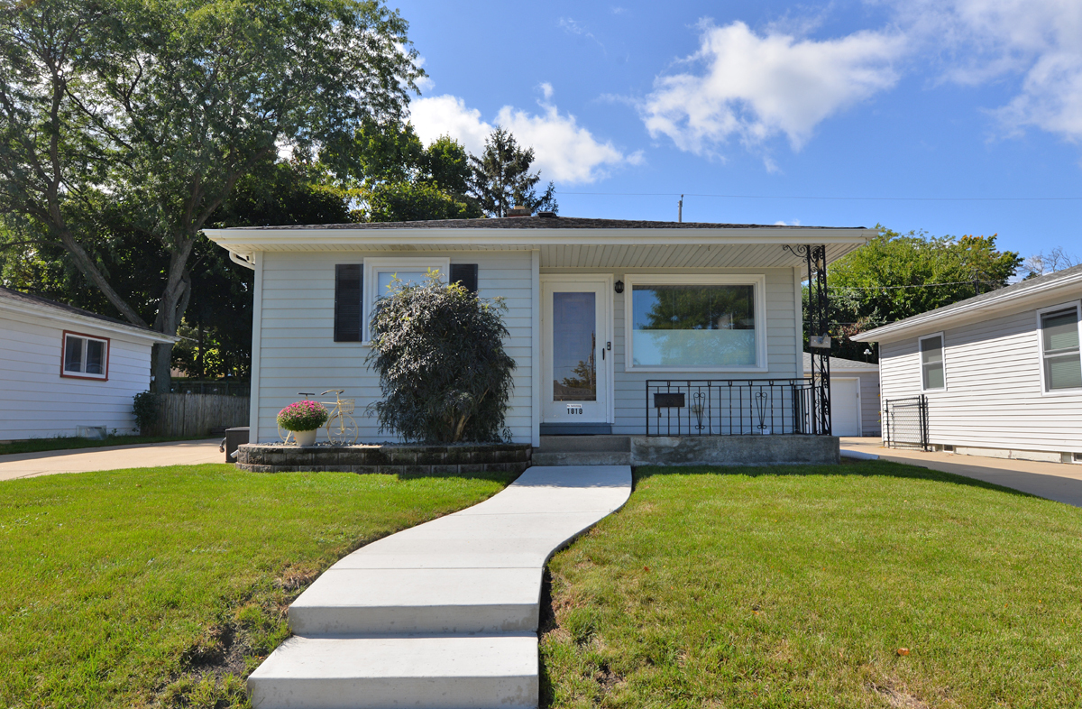 1818 Neptune Avenue Racine, WI 53404 - Photo 1 of 1 Photo 1