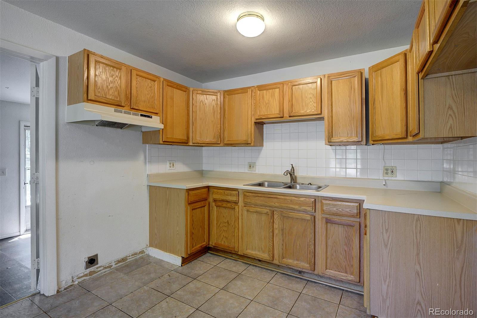 4595 Parfet Street Wheat Ridge, CO 80033 - Photo 7 of 31 Gallery Image 7
