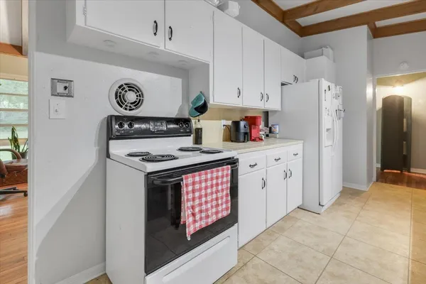 $1,975 | 1612 Hasosaw Nene, Tallahassee, FL 32301