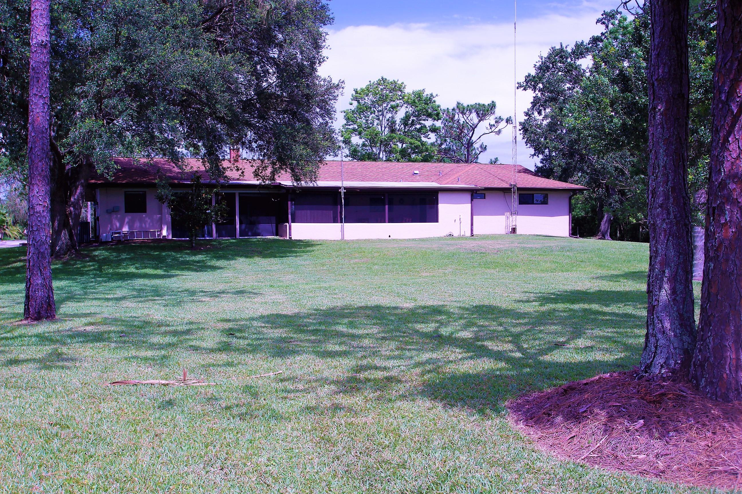 2720 Weber Road Malabar, FL 32950 - Photo 11 of 41 Rear View