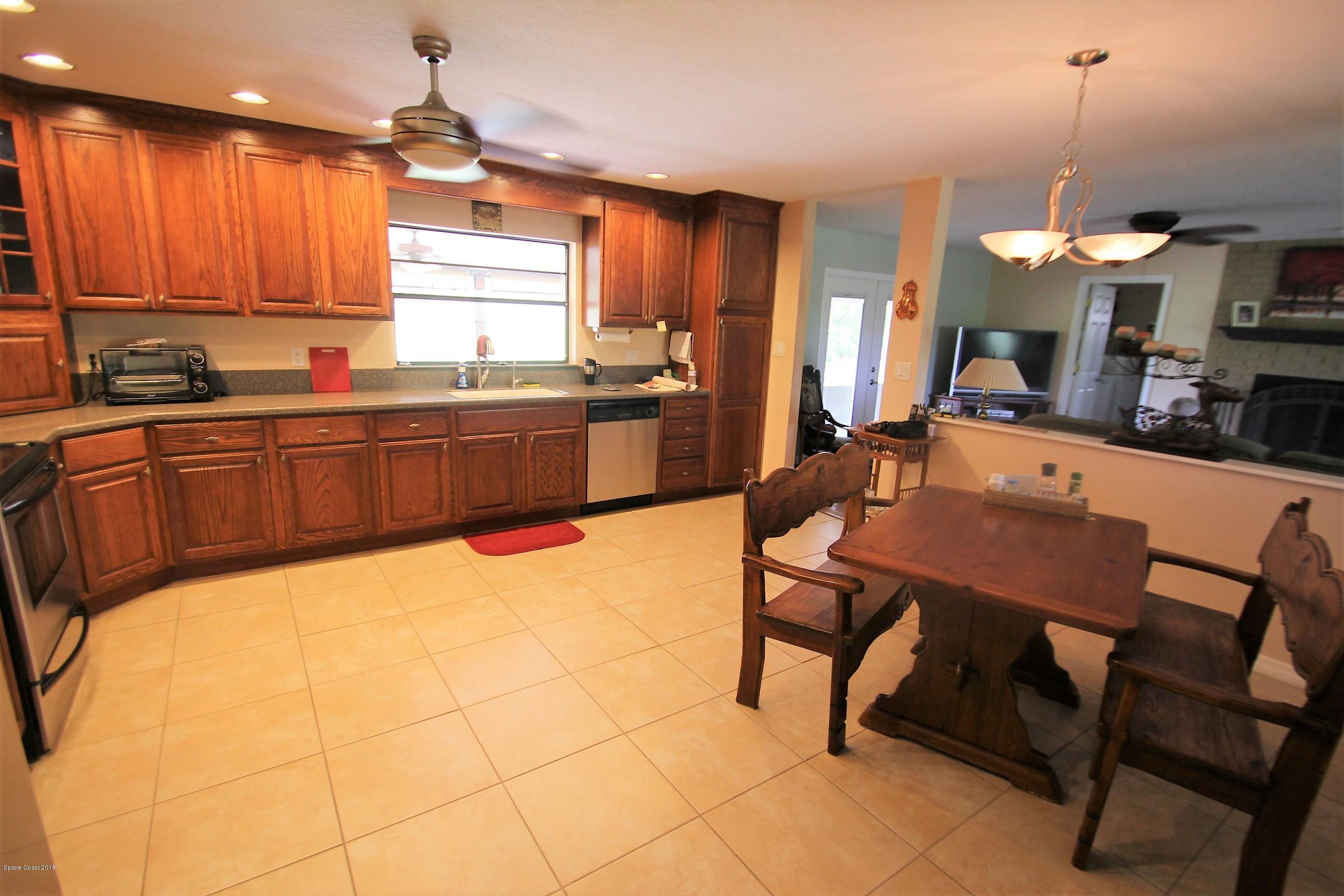 2720 Weber Road Malabar, FL 32950 - Photo 19 of 41 Kitchen