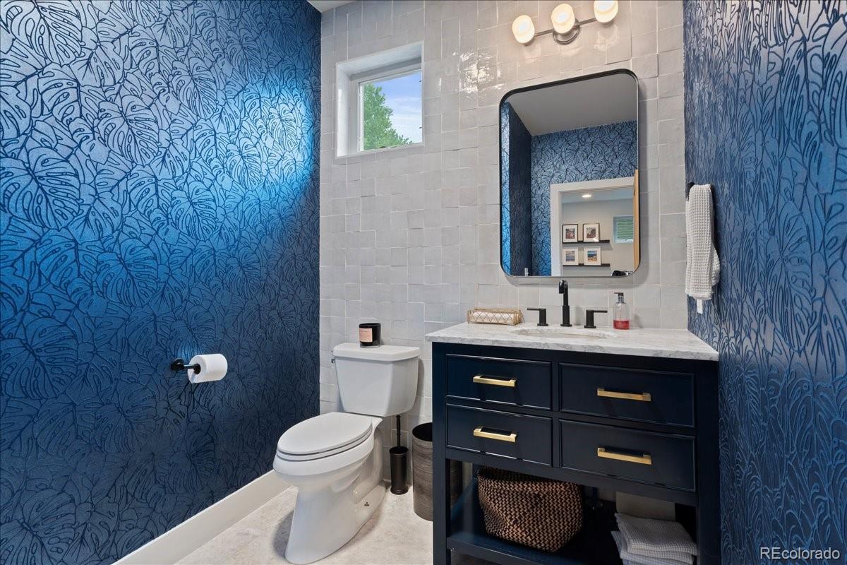 2533 Emerson Street Denver, CO 80205 - Photo 15 of 37