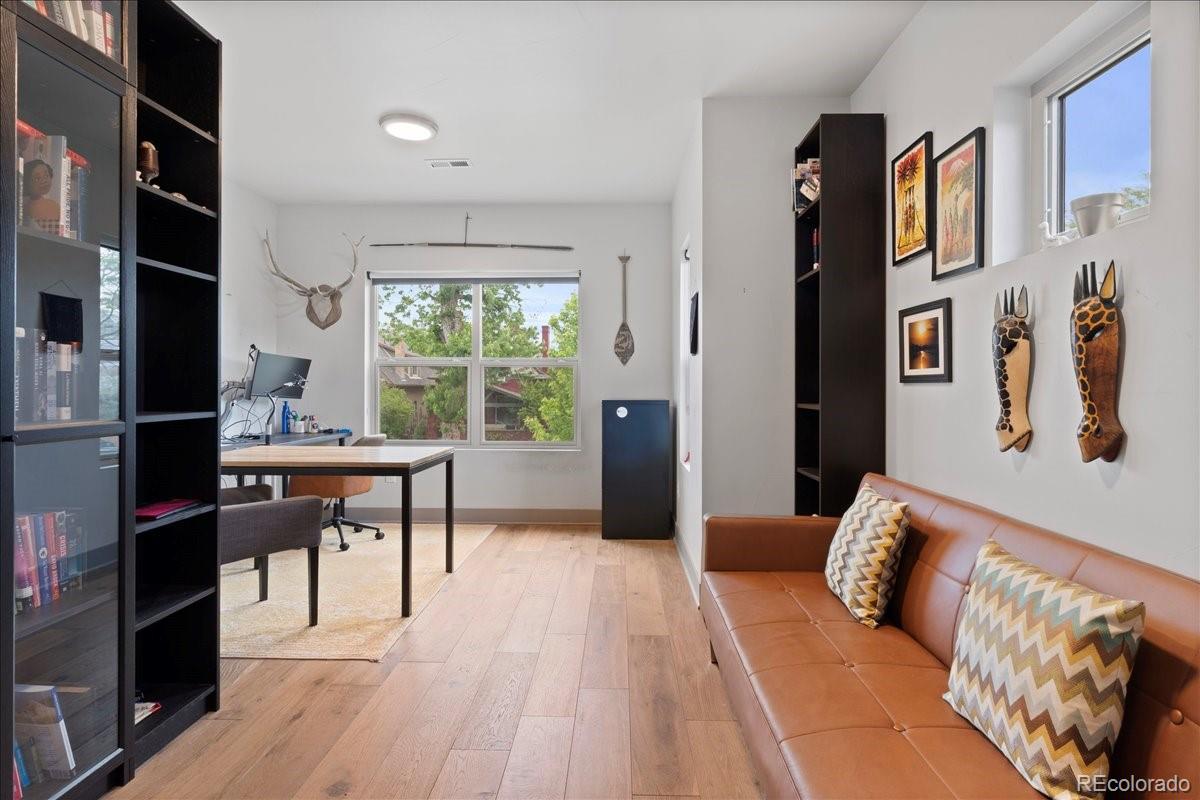 2533 Emerson Street Denver, CO 80205 - Photo 25 of 37