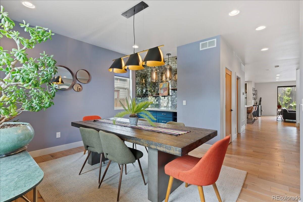 2533 Emerson Street Denver, CO 80205 - Photo 9 of 37