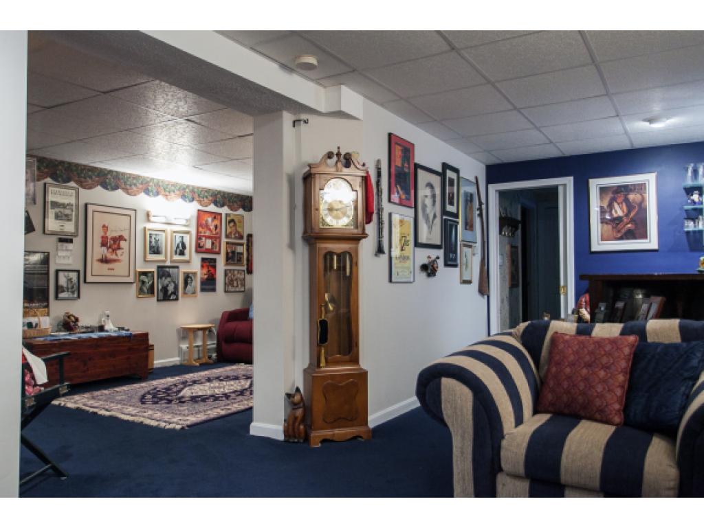 115 Rockingham Road Londonderry, NH 03053 - Photo 20 of 30 Gallery Image 20
