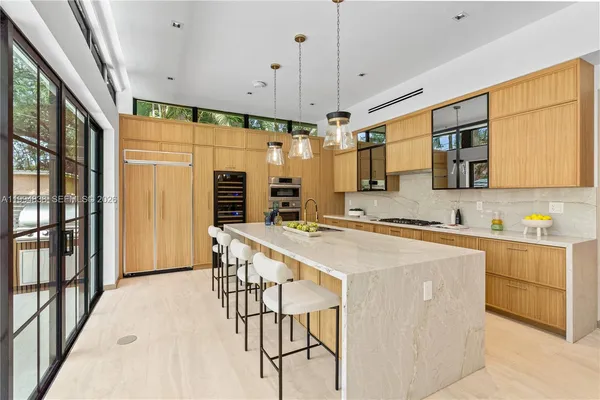 $3,795,000 | 525 Northeast 101st Street, Miami Shores, FL 33138
