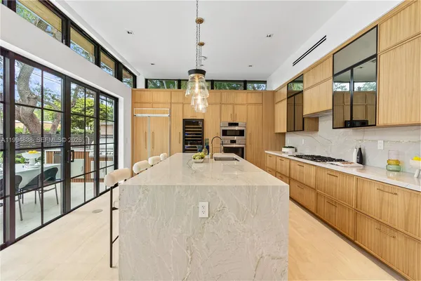 $3,795,000 | 525 Northeast 101st Street, Miami Shores, FL 33138