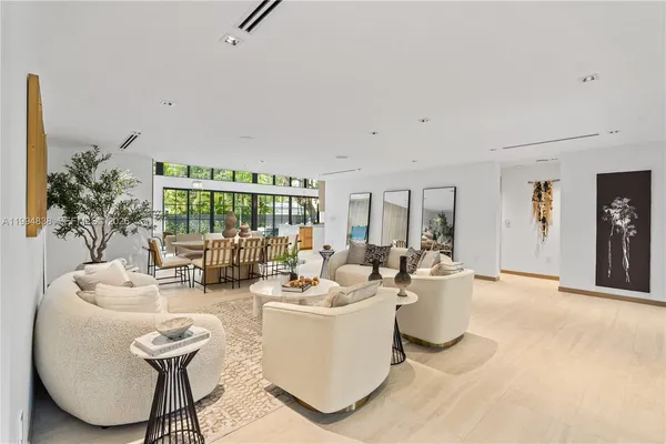 $3,795,000 | 525 Northeast 101st Street, Miami Shores, FL 33138