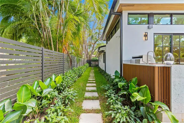 $3,795,000 | 525 Northeast 101st Street, Miami Shores, FL 33138