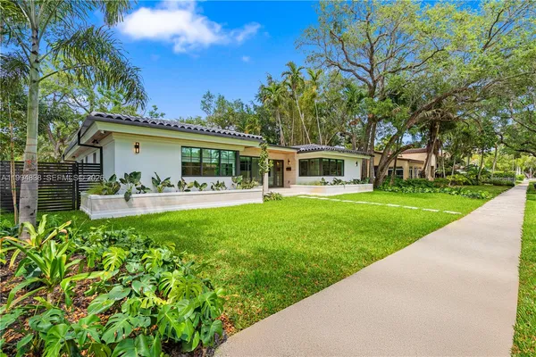 $3,795,000 | 525 Northeast 101st Street, Miami Shores, FL 33138