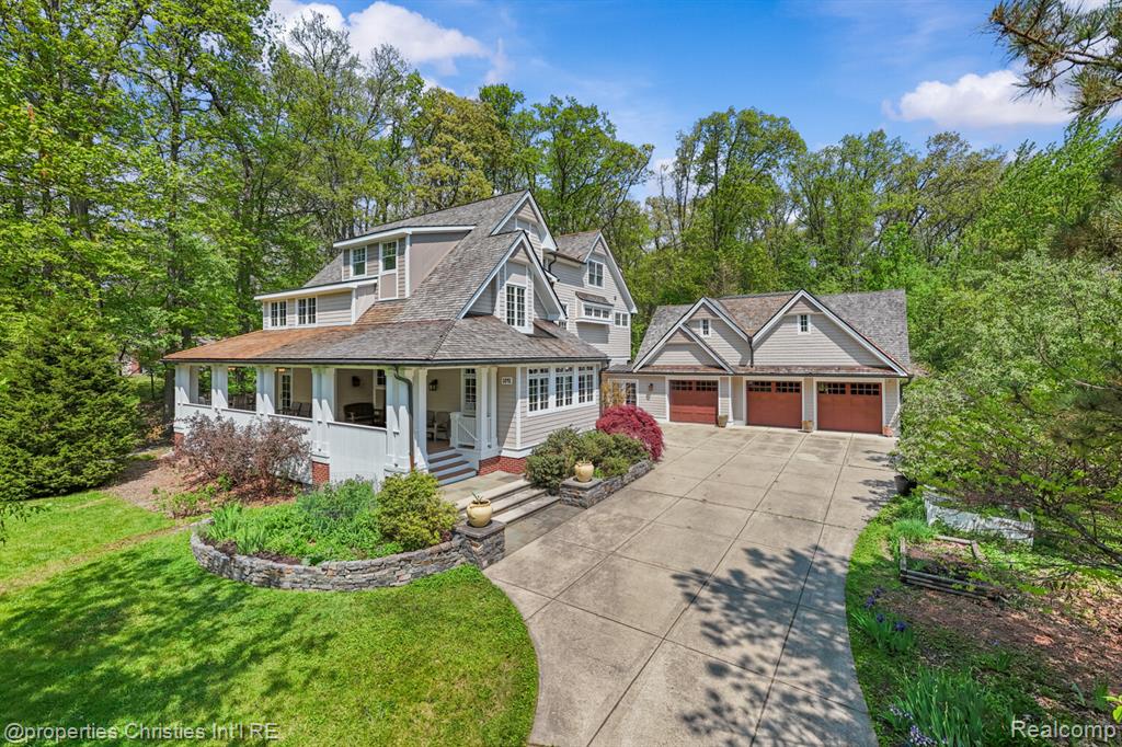 1041 Greentree Road Bloomfield Hills, MI 48304 - Photo 2 of 70