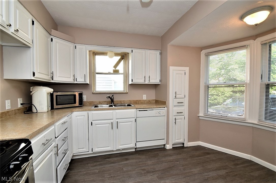 3763 Bainbridge Road Cleveland Heights, OH 44118 - Photo 12 of 29 Gallery Image 12