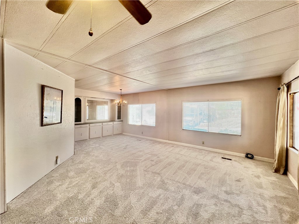 15181 Van Buren, Unit 10 Riverside, CA 92504 - Photo 6 of 29 Gallery Image 6