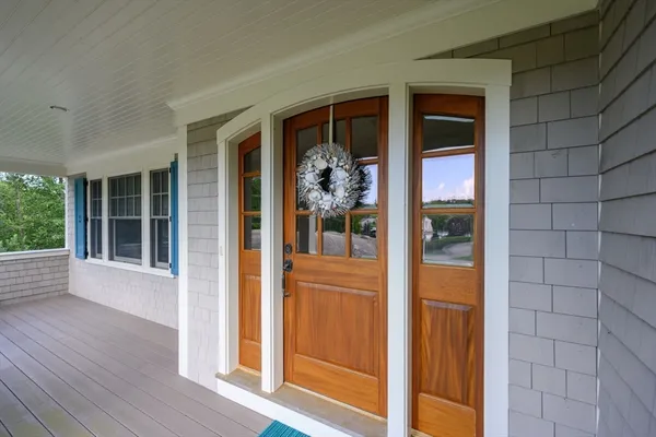a view of a entryway of the house