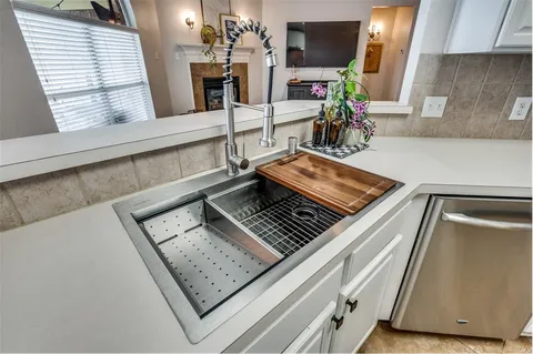 $375,000 | 6725 Hayling Way, Denton, TX 76210