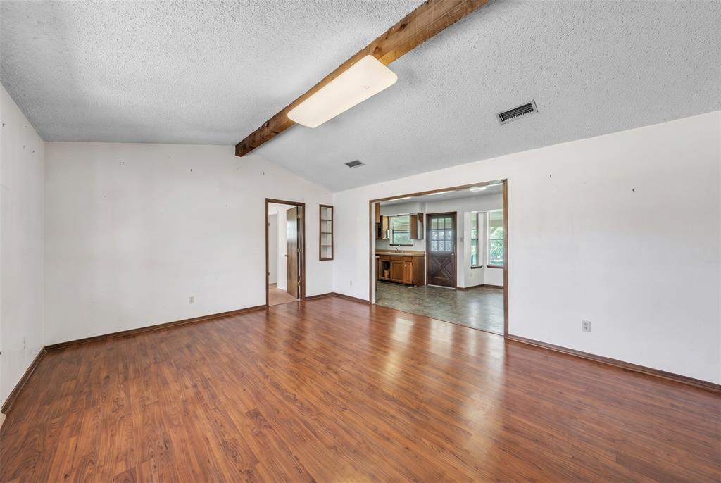 116 George Court Springtown, TX 76082 - Photo 7 of 15