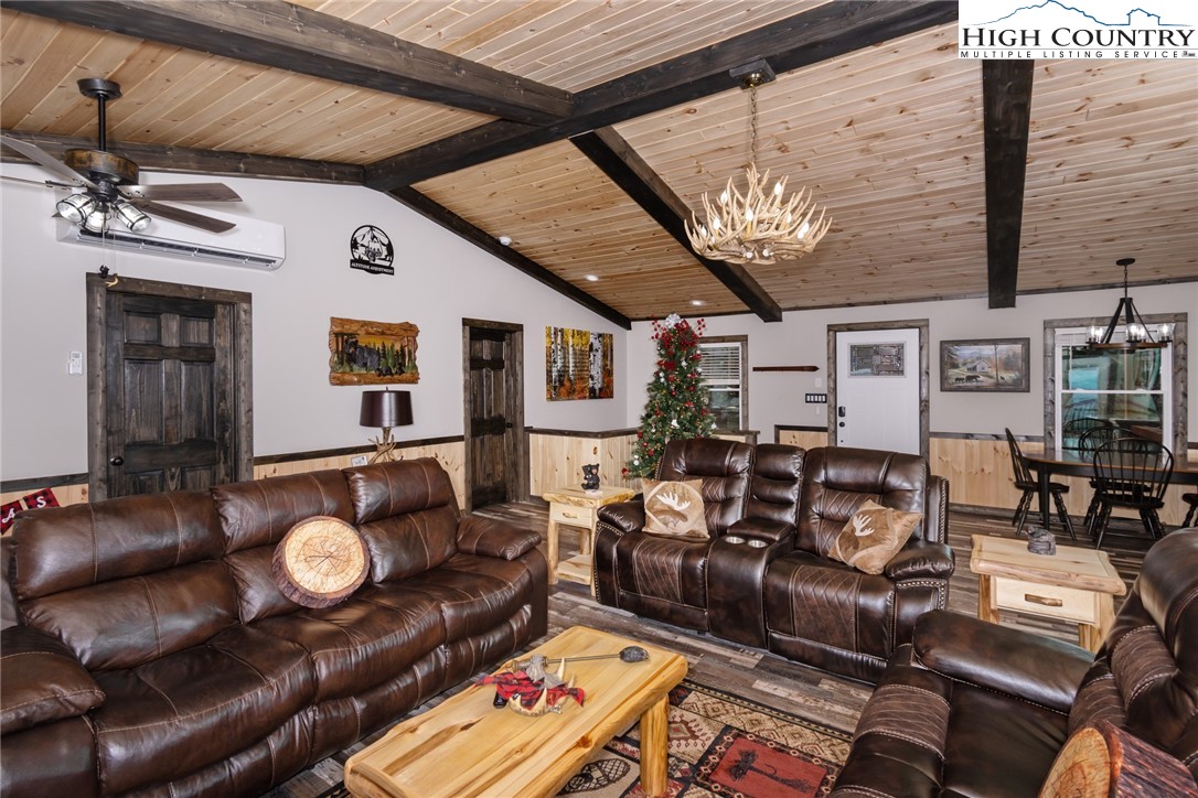 128 Hawthorne Road Beech Mountain, NC 28604 - Photo 14 of 47 Gallery Image 14