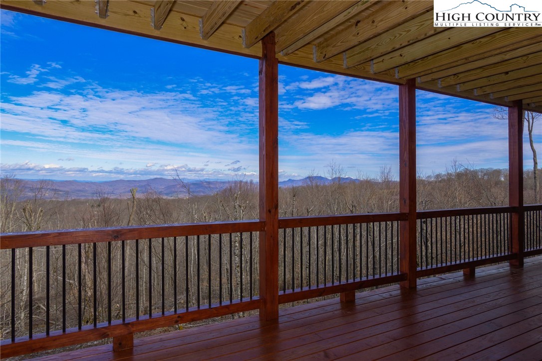 128 Hawthorne Road Beech Mountain, NC 28604 - Photo 35 of 47 Gallery Image 35