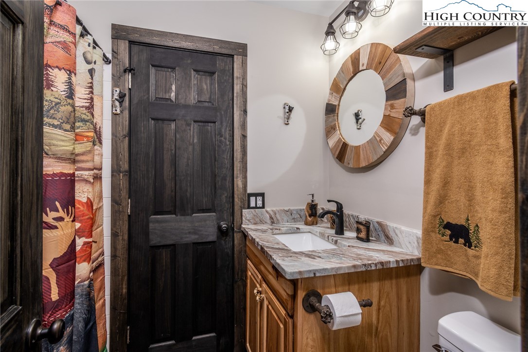 128 Hawthorne Road Beech Mountain, NC 28604 - Photo 39 of 47 Gallery Image 39