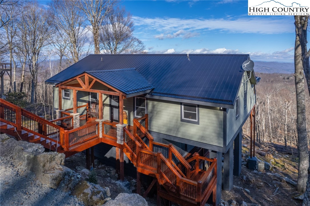 128 Hawthorne Road Beech Mountain, NC 28604 - Photo 43 of 47 Gallery Image 43