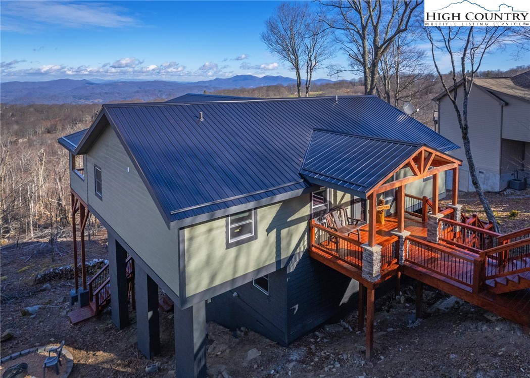 128 Hawthorne Road Beech Mountain, NC 28604 - Photo 45 of 47 Gallery Image 45