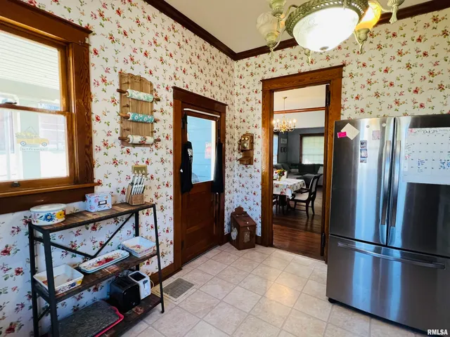 $154,900 | 734 South McKinley Street, Harrisburg, IL 62946