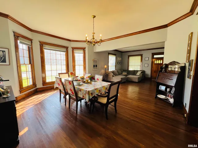 $154,900 | 734 South McKinley Street, Harrisburg, IL 62946