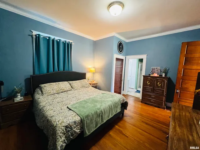 $154,900 | 734 South McKinley Street, Harrisburg, IL 62946