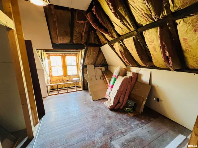 $154,900 | 734 South McKinley Street, Harrisburg, IL 62946