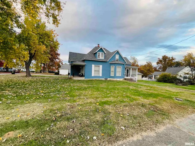 $154,900 | 734 South McKinley Street, Harrisburg, IL 62946