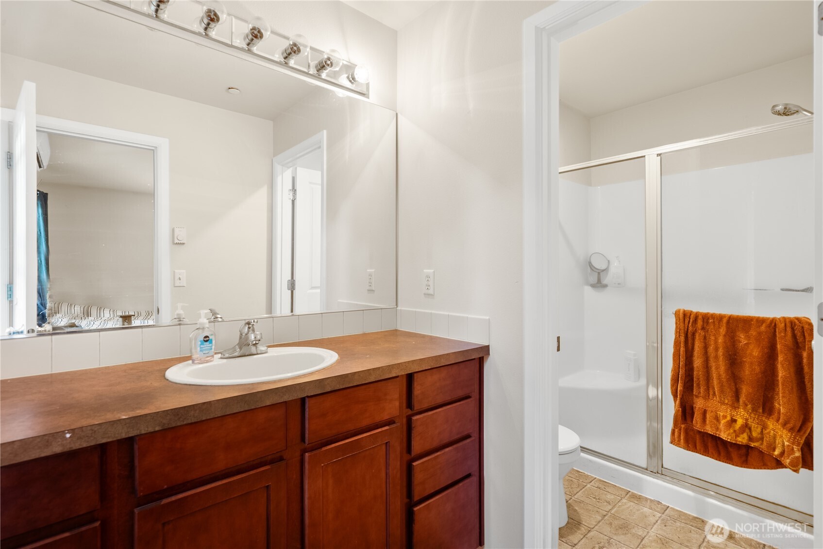 5922 Illinois Lane Southeast, Unit A Lacey, WA 98513 - Photo 13 of 19