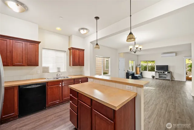 $324,950 | 5922 Illinois Lane Southeast, Unit A, Lacey, WA 98513