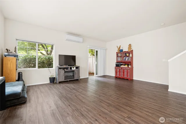 $324,950 | 5922 Illinois Lane Southeast, Unit A, Lacey, WA 98513