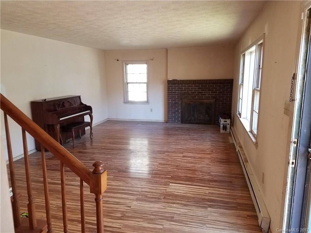 445 Rowland Rd., Unit 81 82 & 83 Swannanoa, NC 28778 - Photo 3 of 9 Gallery Image 3