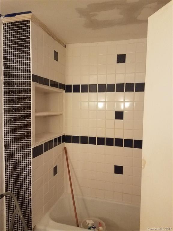 445 Rowland Rd., Unit 81 82 & 83 Swannanoa, NC 28778 - Photo 7 of 9 Gallery Image 7