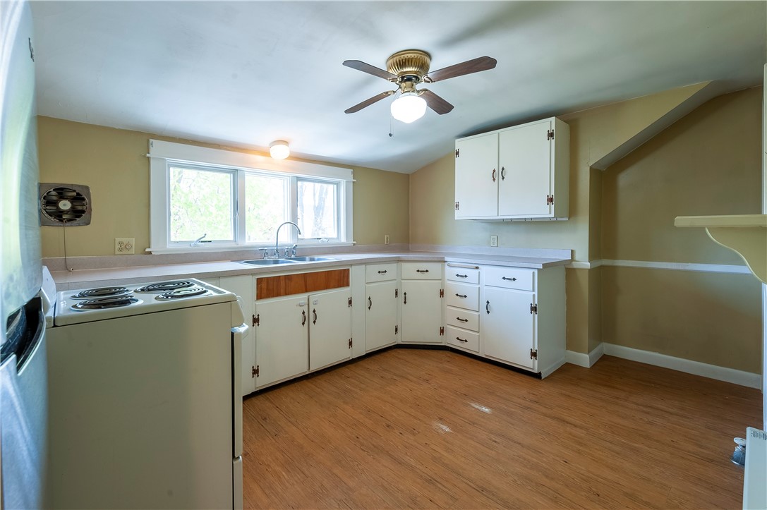 27 Eaton Street Pawtucket, RI 02861 - Photo 14 of 27 Stove and refrigerator will remain