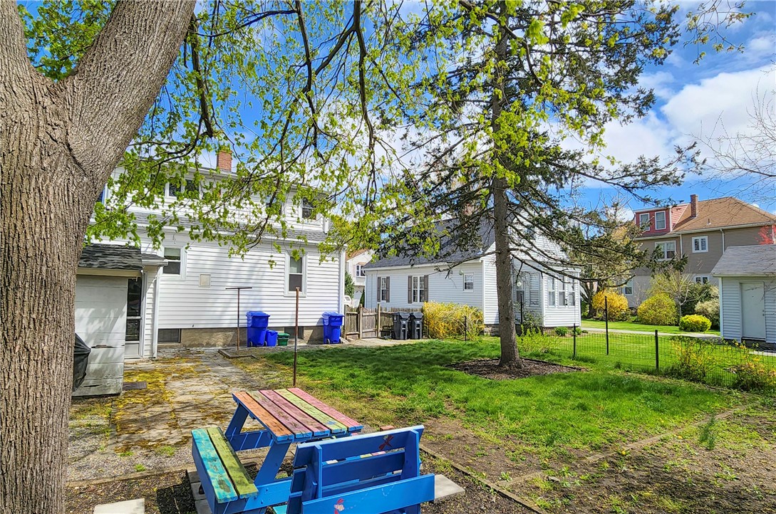 27 Eaton Street Pawtucket, RI 02861 - Photo 24 of 27
