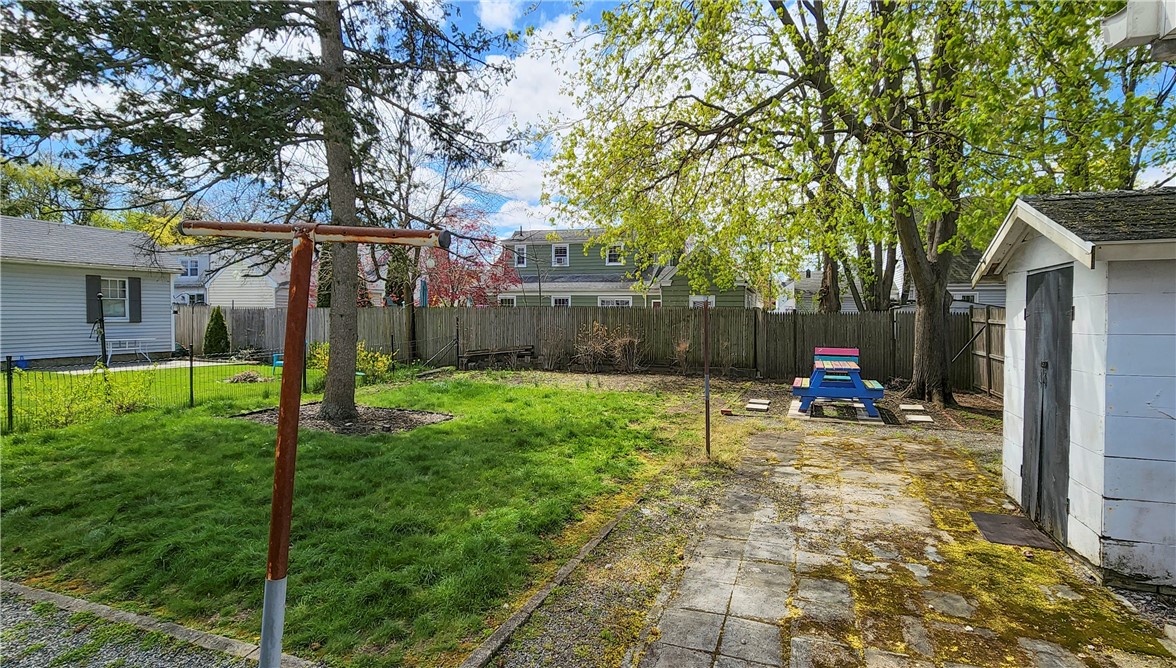 27 Eaton Street Pawtucket, RI 02861 - Photo 26 of 27