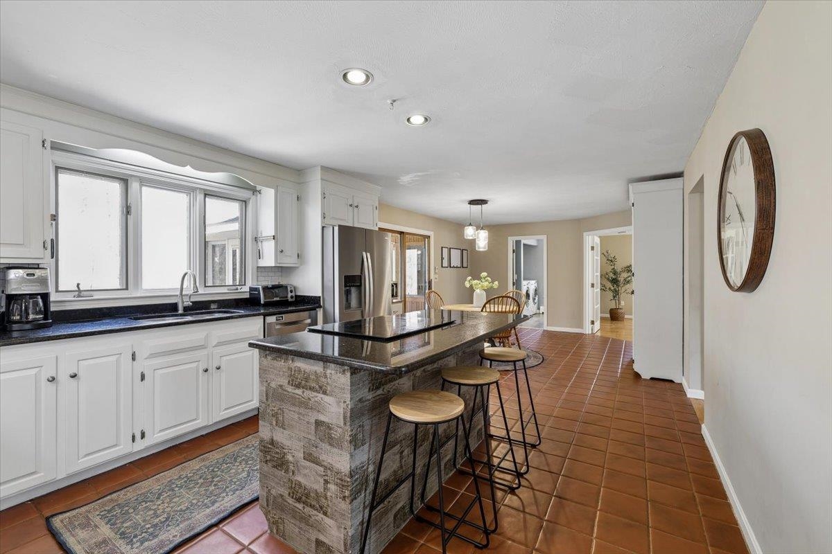 31 Boxwood Road Bedford, NH 03110 - Photo 12 of 58 Gallery Image 12