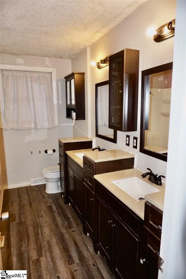 397 Old Farrs Bridge Road Greenville, SC 29611 - Photo 11 of 15 Gallery Image 11