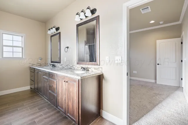 $355,000 | 18 Canyon E Parkway, Canyon, TX 79015