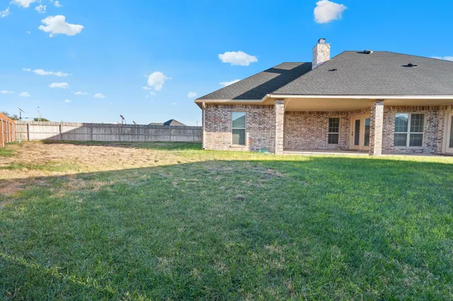 $355,000 | 18 Canyon E Parkway, Canyon, TX 79015