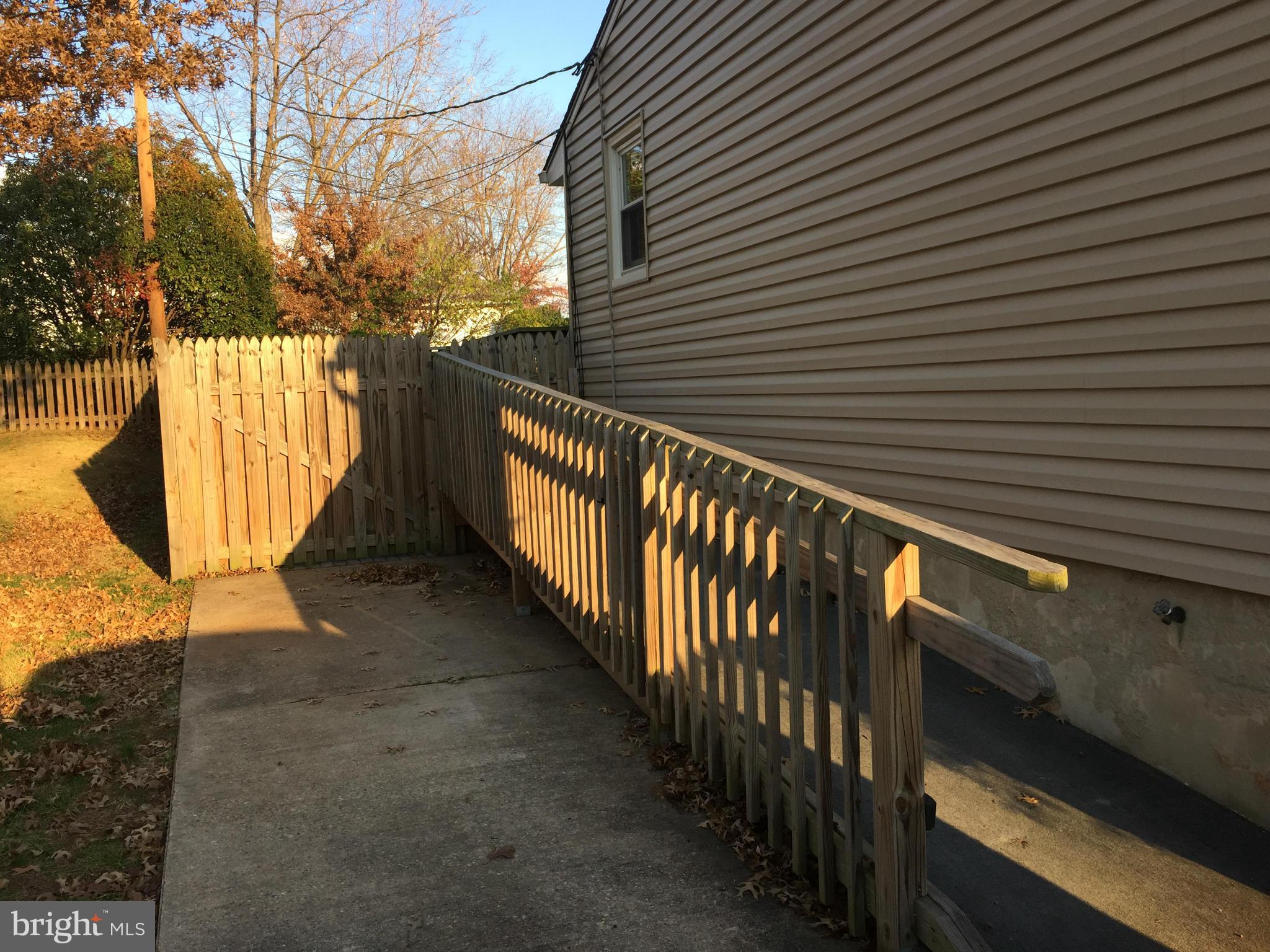 8635 Delegge Road Baltimore, MD 21237 - Photo 5 of 27 Exterior (General)