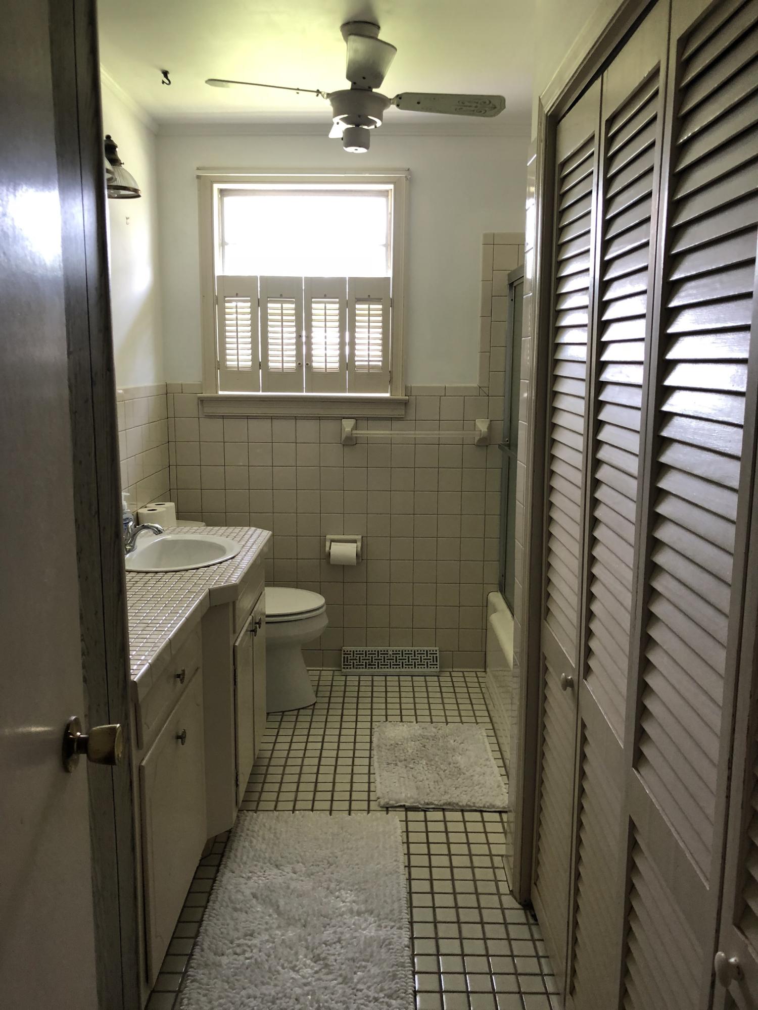 8962 Powell Road North Charleston, SC 29406 - Photo 14 of 27 downstairs bath